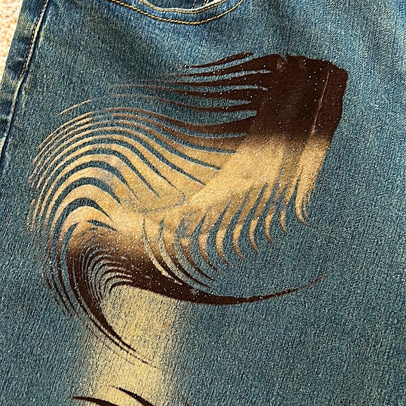 Kui Hesh Hao Shi Sexy Jeans with Velvet Swirl Patterns **Size 31 X 31** 🔥🔥 - Picture 5 of 7